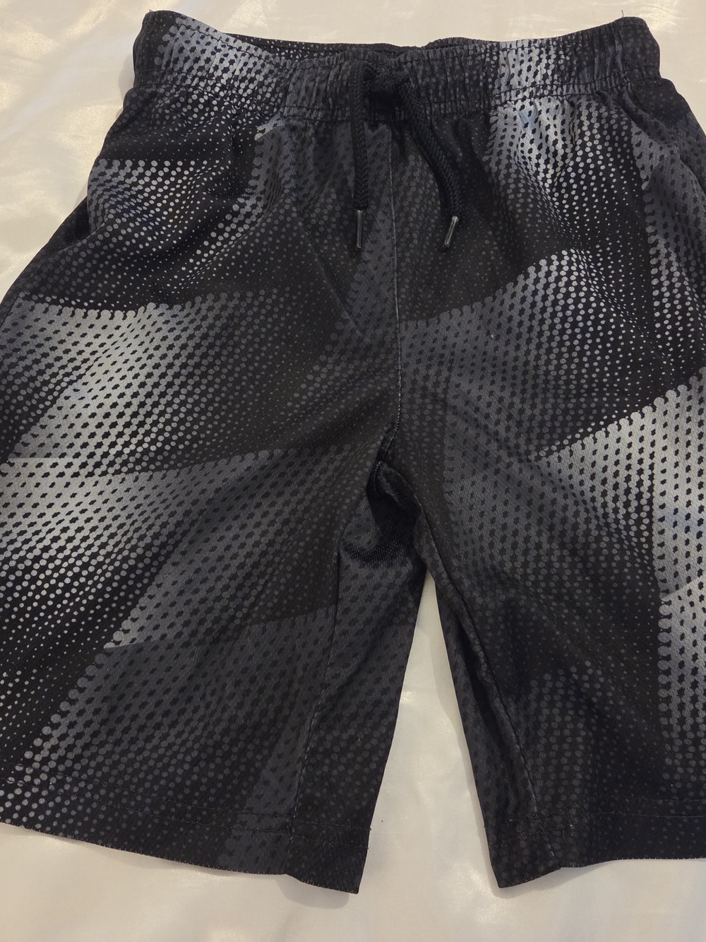Place Sport Boys Athletic Shorts Size M 7/8 Black Gray Performance Basketball
